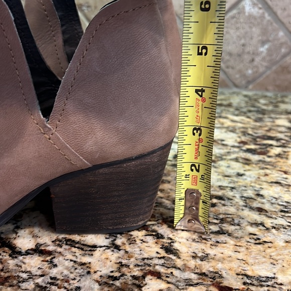 Steve Madden Adelphie Brown Tan Leather Boots Size 9 - Picture 7 of 11